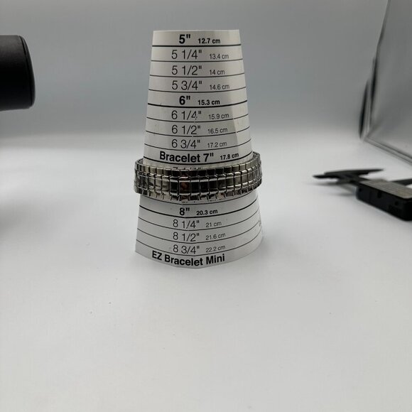 3/$30 Globlu Watch Men Silver White Dial Easy To Read Numbers Stretch Band 8" - Picture 10 of 12